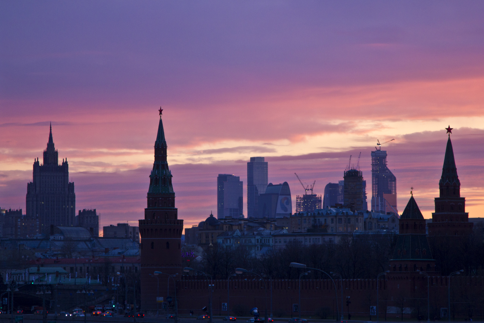 2012.04.18 - Закат над Кремлём и Сити