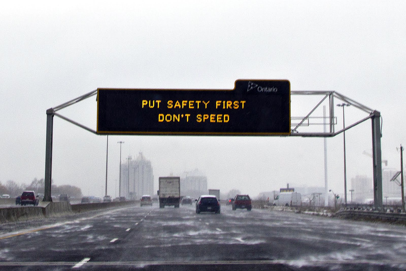 Безопасность на канадских дорогах